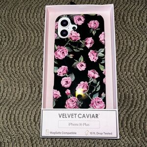 New Velvet Caviar iPhone 16 Plus Case - Black with Pink Roses